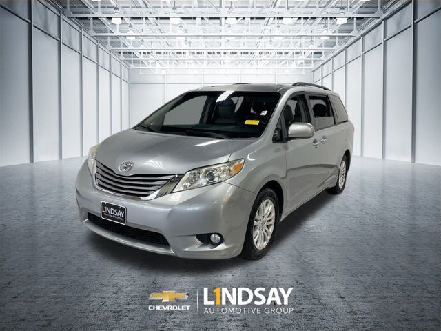 2015 Toyota Sienna XLE Premium