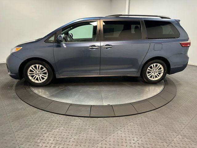 2015 Toyota Sienna XLE Premium