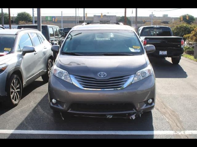 2015 Toyota Sienna XLE Premium