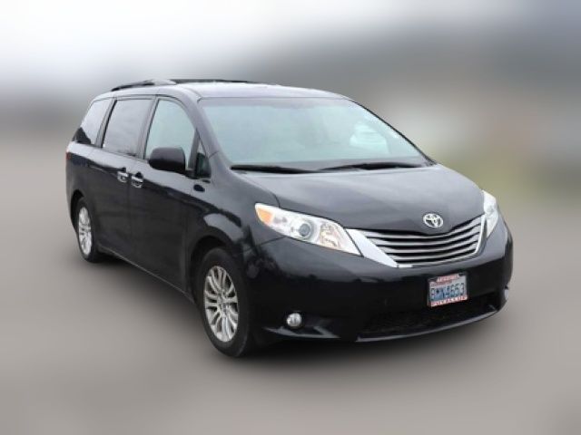 2015 Toyota Sienna XLE Premium