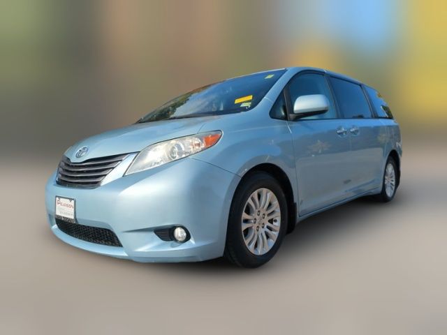 2015 Toyota Sienna XLE Premium