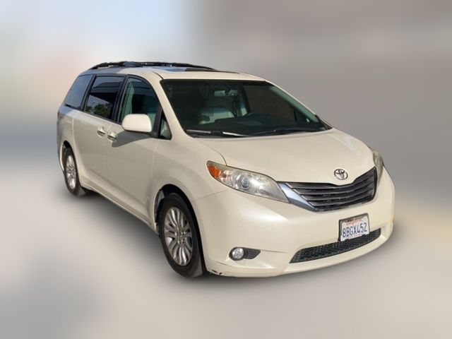2015 Toyota Sienna XLE Premium