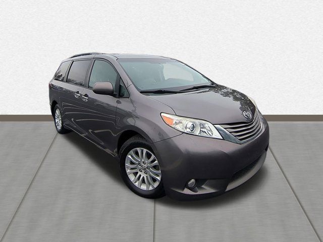 2015 Toyota Sienna XLE Premium