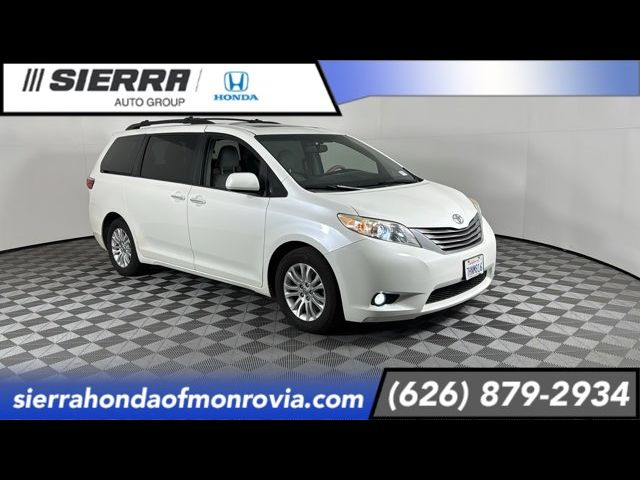 2015 Toyota Sienna XLE Premium