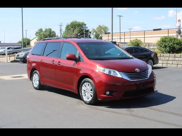 2015 Toyota Sienna XLE Premium