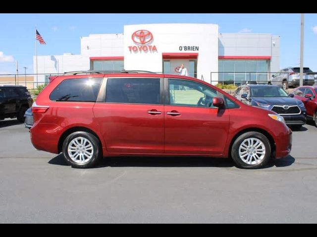 2015 Toyota Sienna XLE Premium