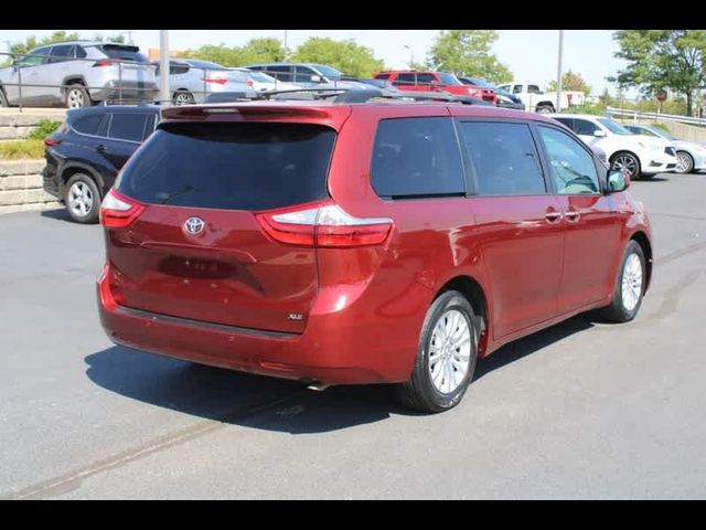 2015 Toyota Sienna XLE Premium