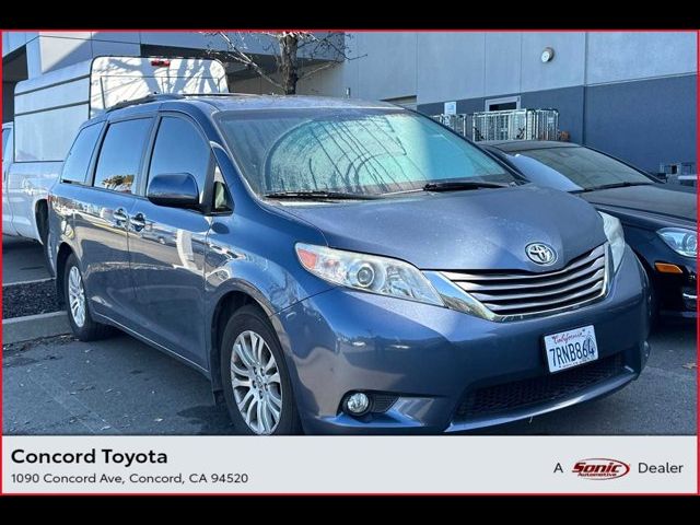 2015 Toyota Sienna XLE Premium