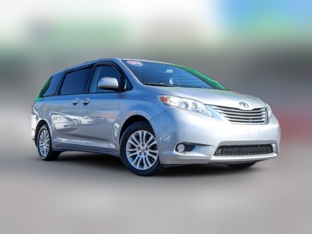 2015 Toyota Sienna XLE Premium