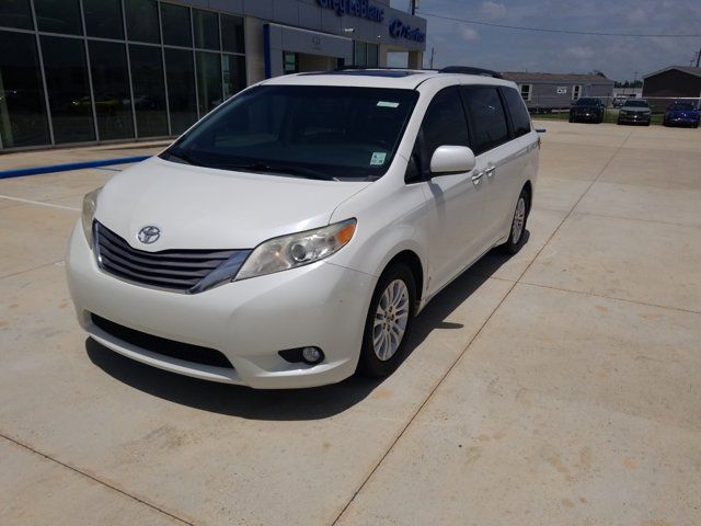 2015 Toyota Sienna XLE Premium