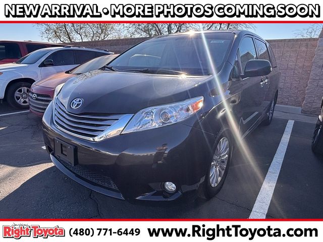 2015 Toyota Sienna 