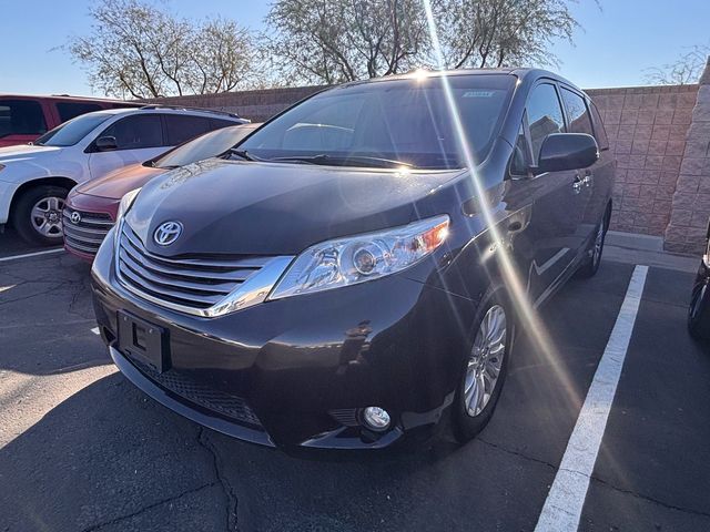 2015 Toyota Sienna 