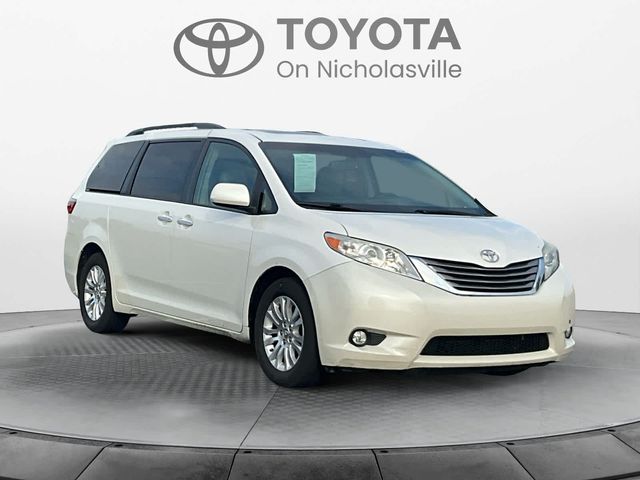 2015 Toyota Sienna XLE Premium