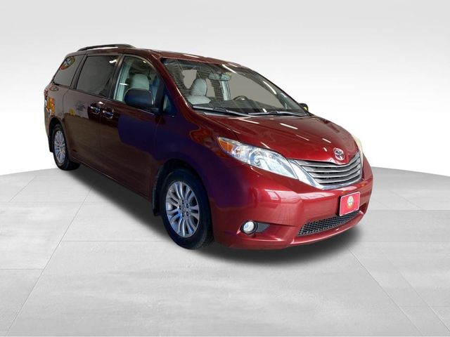 2015 Toyota Sienna XLE Premium