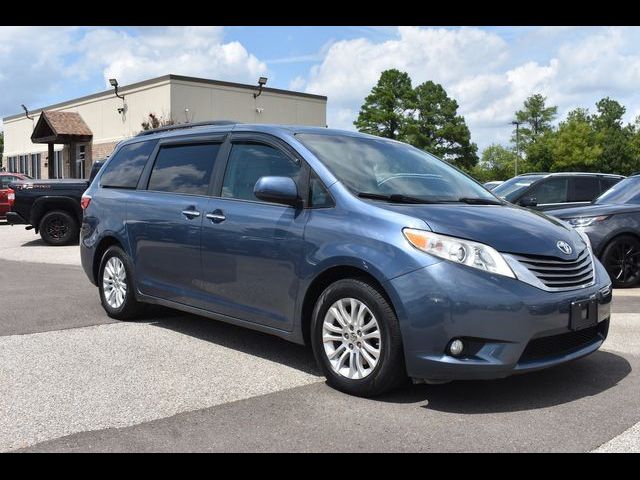 2015 Toyota Sienna XLE Premium