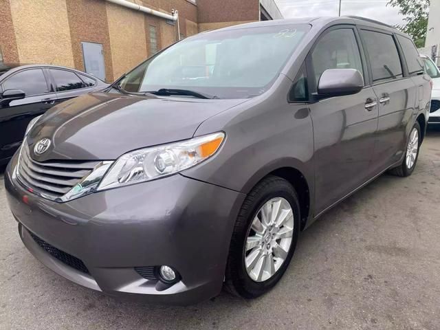 2015 Toyota Sienna XLE Premium