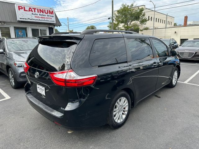 2015 Toyota Sienna XLE Premium