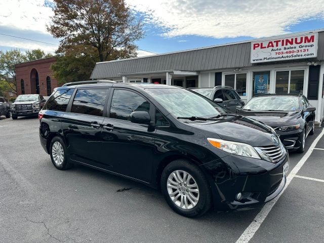 2015 Toyota Sienna XLE Premium