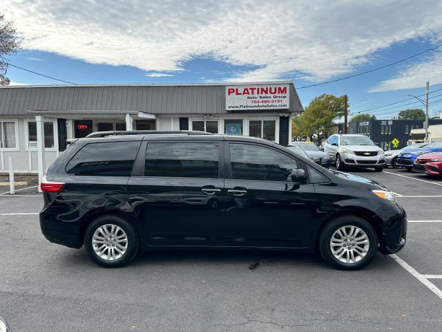 2015 Toyota Sienna XLE Premium