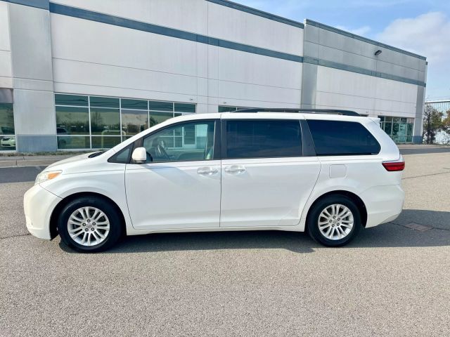 2015 Toyota Sienna XLE Premium