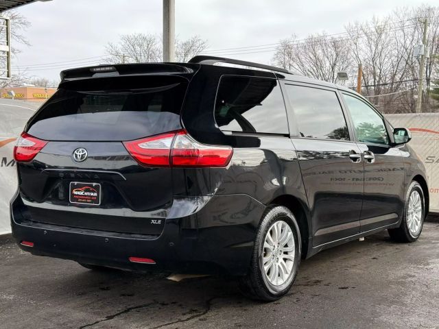 2015 Toyota Sienna XLE Premium