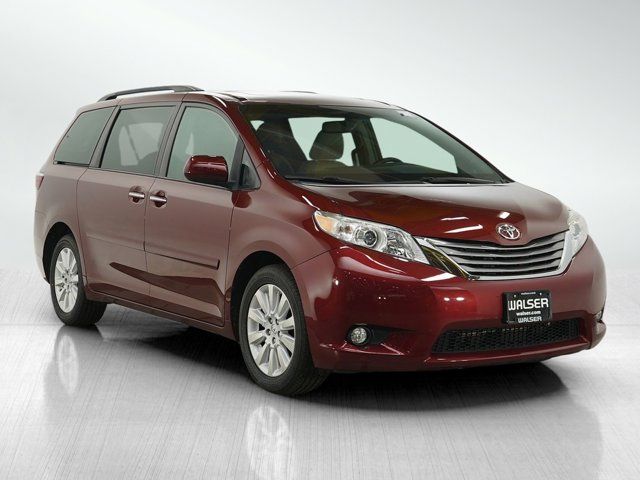 2015 Toyota Sienna XLE