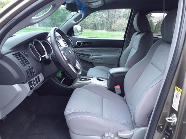 2015 Toyota Tacoma Base