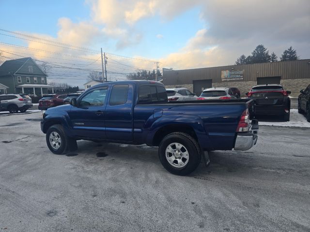 2015 Toyota Tacoma Base