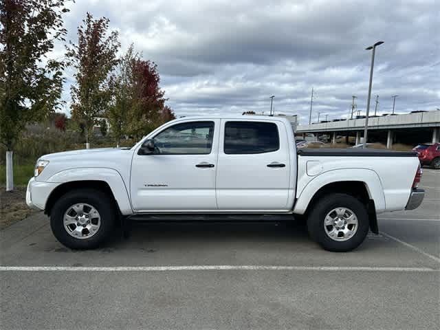 2015 Toyota Tacoma Base