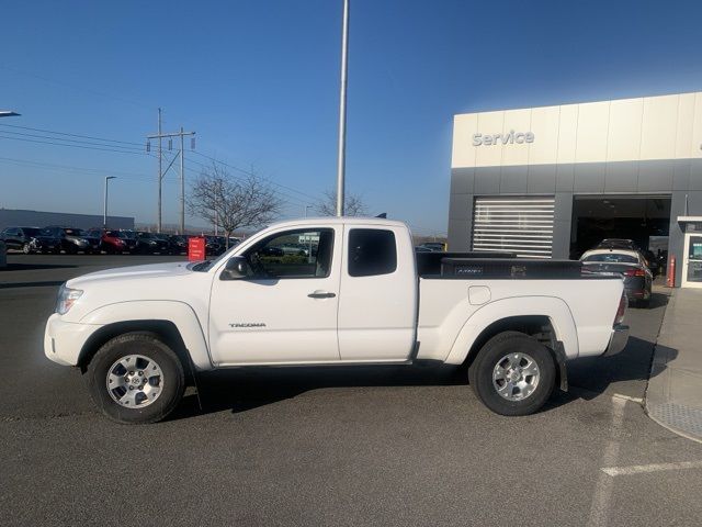 2015 Toyota Tacoma Base