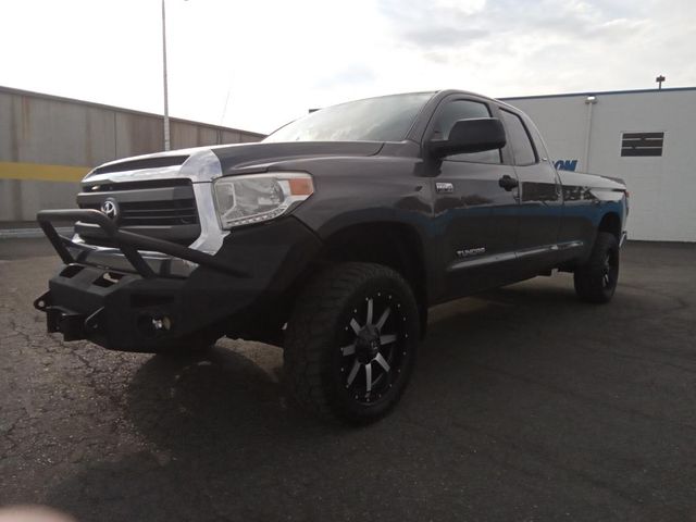 2015 Toyota Tundra SR