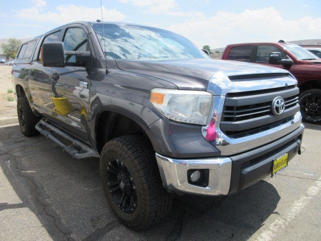 2015 Toyota Tundra SR5