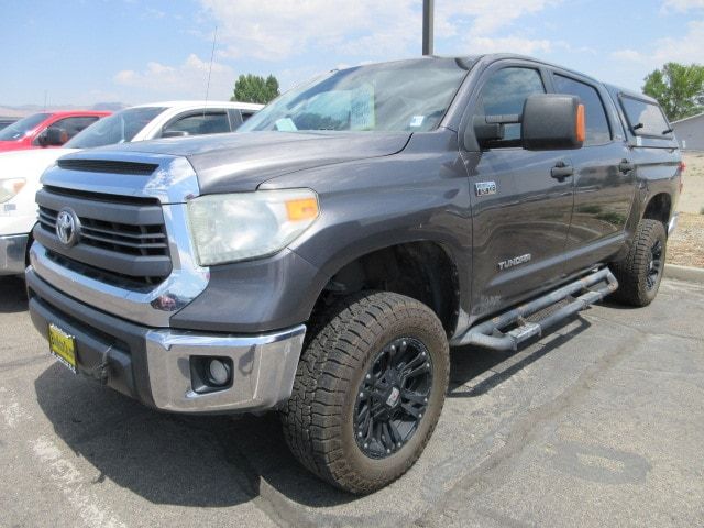 2015 Toyota Tundra SR5