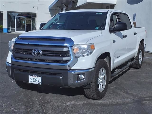 2015 Toyota Tundra SR5