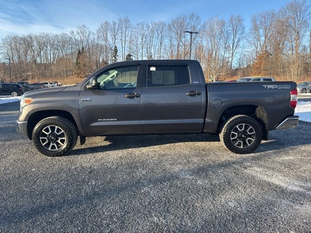 2015 Toyota Tundra SR5