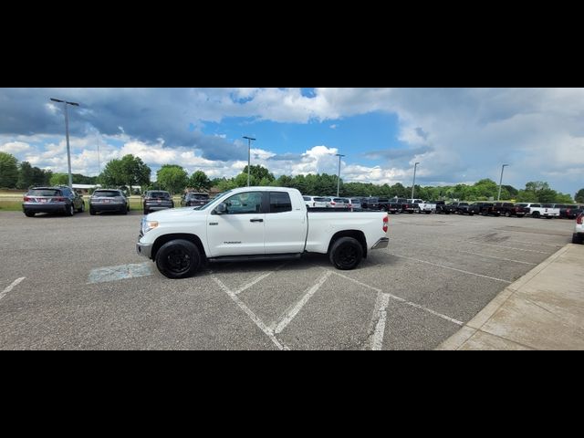 2015 Toyota Tundra SR5