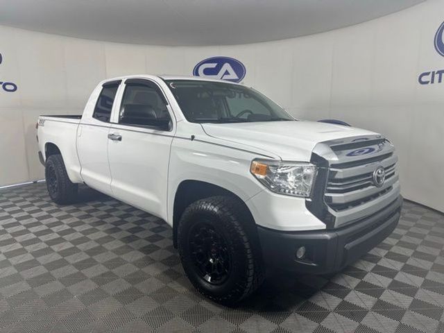 2015 Toyota Tundra SR