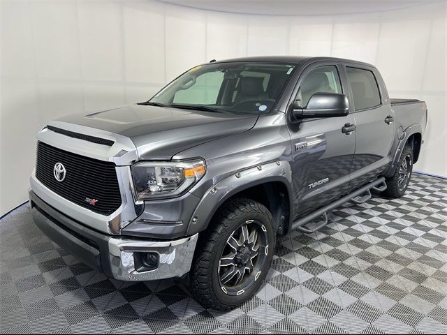 2015 Toyota Tundra SR5