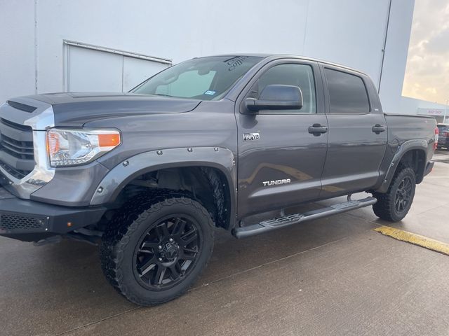 2015 Toyota Tundra SR5