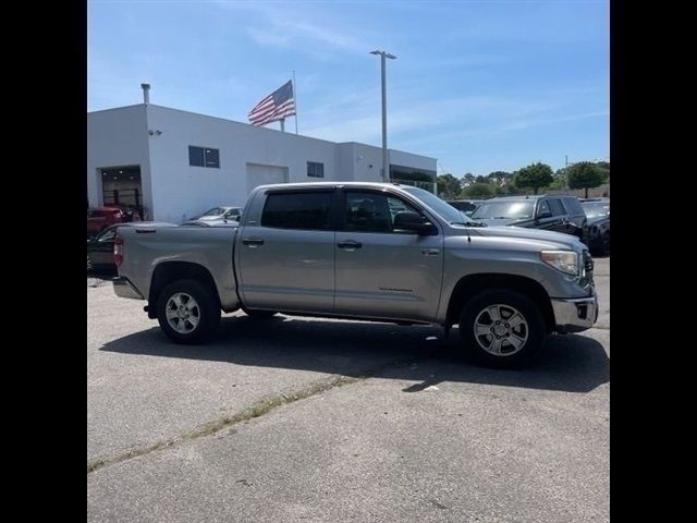 2015 Toyota Tundra SR5