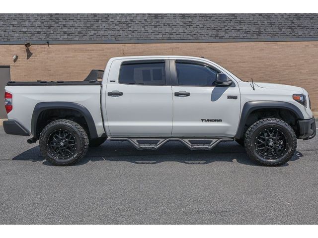 2015 Toyota Tundra SR5