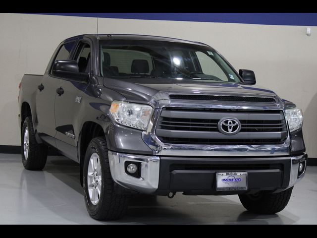 2015 Toyota Tundra SR5