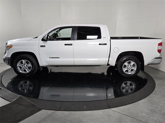 2015 Toyota Tundra SR5