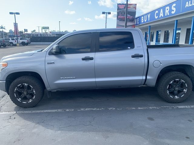 2015 Toyota Tundra SR5