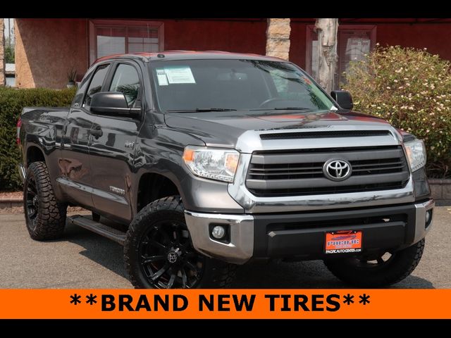 2015 Toyota Tundra SR5