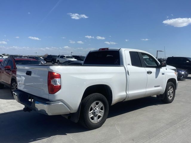 2015 Toyota Tundra SR5