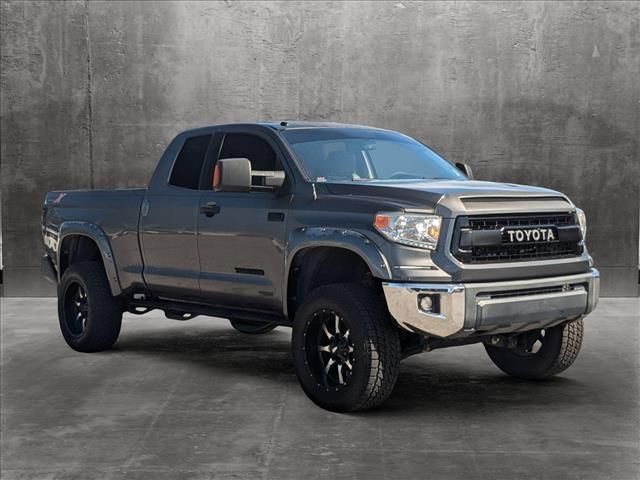 2015 Toyota Tundra SR5