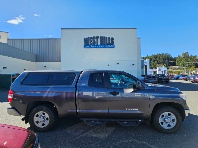 2015 Toyota Tundra SR5