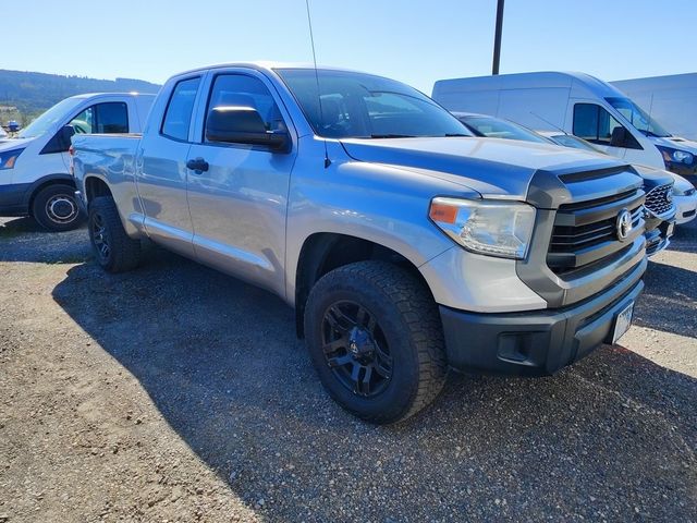 2015 Toyota Tundra SR5