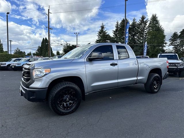 2015 Toyota Tundra SR5